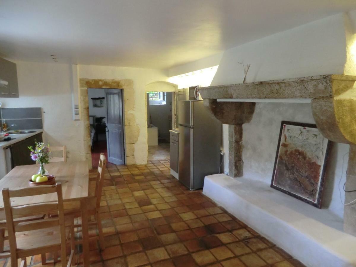 Le Montadou Saint Montan Lägenhet Exteriör bild